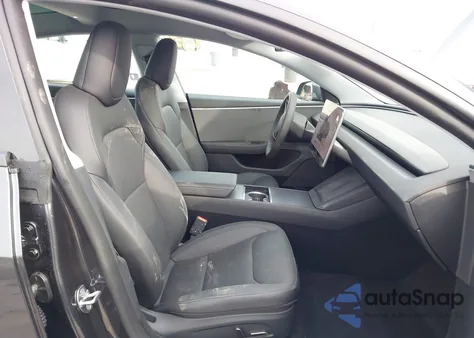 2025 Tesla Model 3 Long Range Rear-Wheel Drive/Standard Rear-Wheel Drive from USA, damaged, VIN 5YJ3E1EA1SF082427